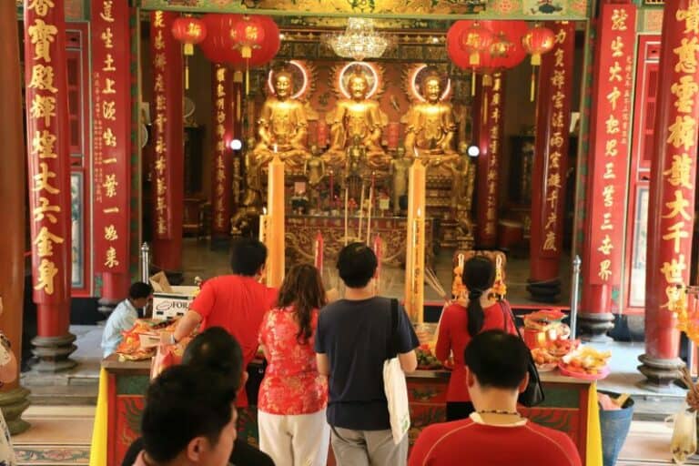 China’s Digital Quest for Luck: From Virtual Temples to Money Cats
